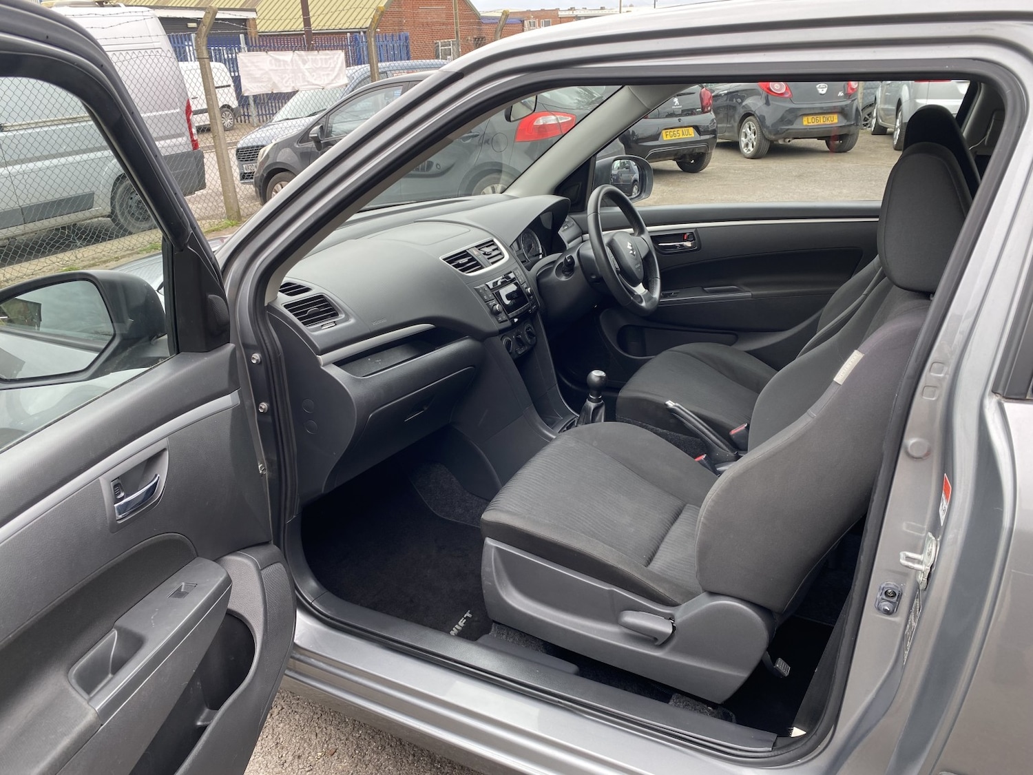 Used Suzuki Swift 2010 for sale - 78098200: Photo 21