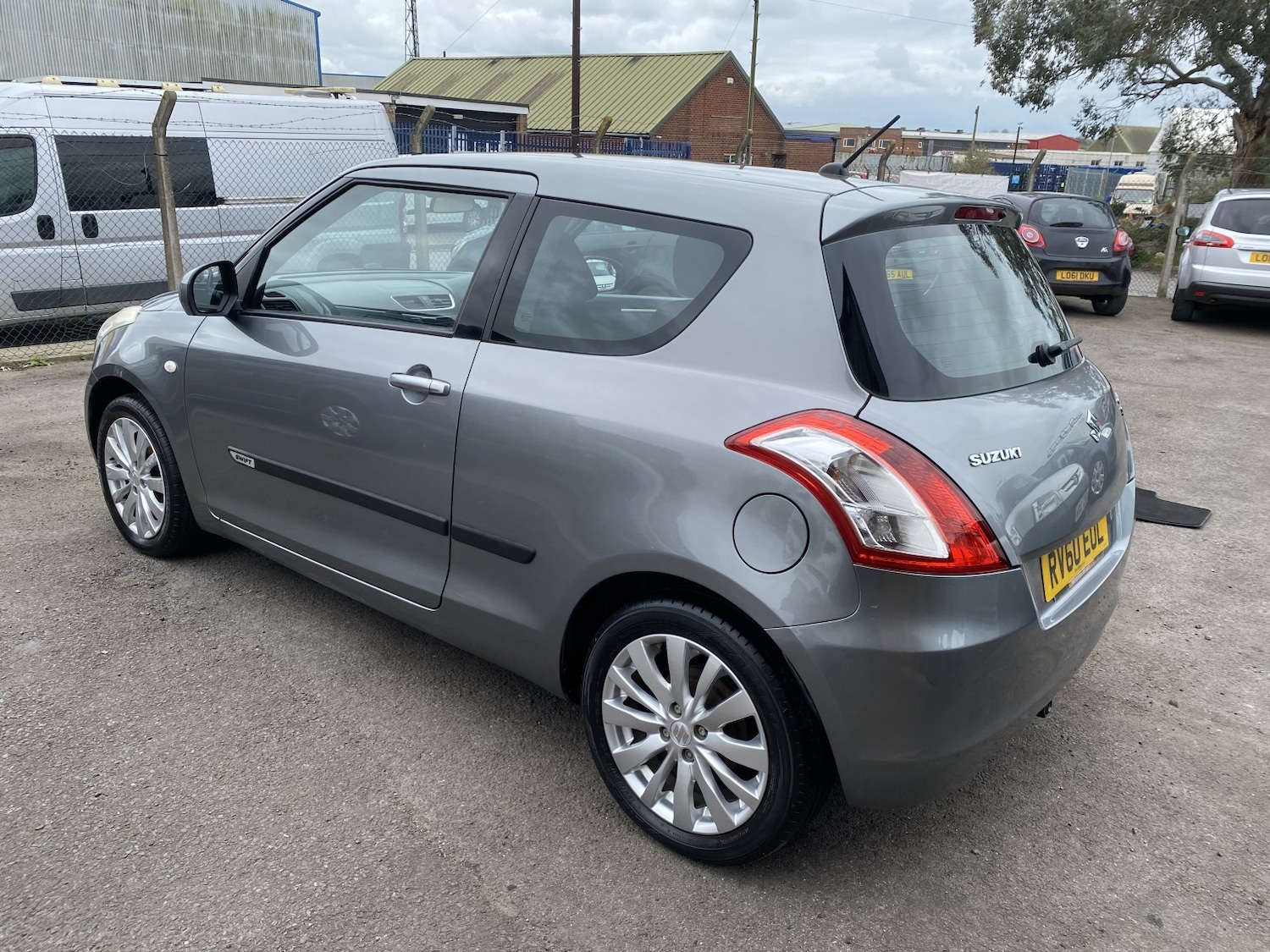 Used Suzuki Swift 2010 for sale - 78098200: Photo 7