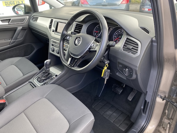 Used Volkswagen Golf SV 2015 for sale - 76305589: Photo 15