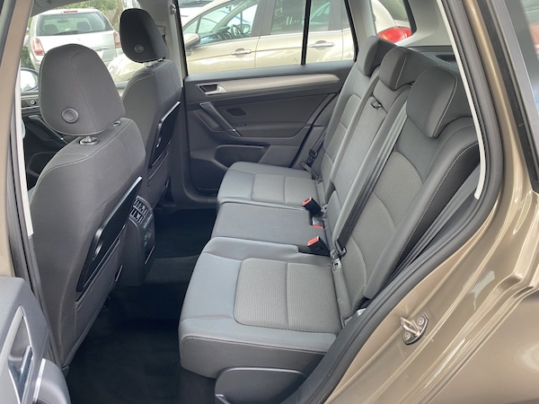 Used Volkswagen Golf SV 2015 for sale - 76305589: Photo 24