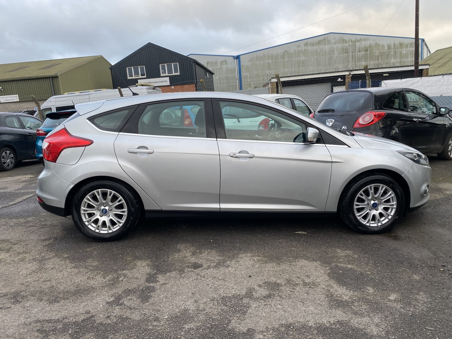 Used Ford Focus 2012 for sale - 77807209: Photo 14