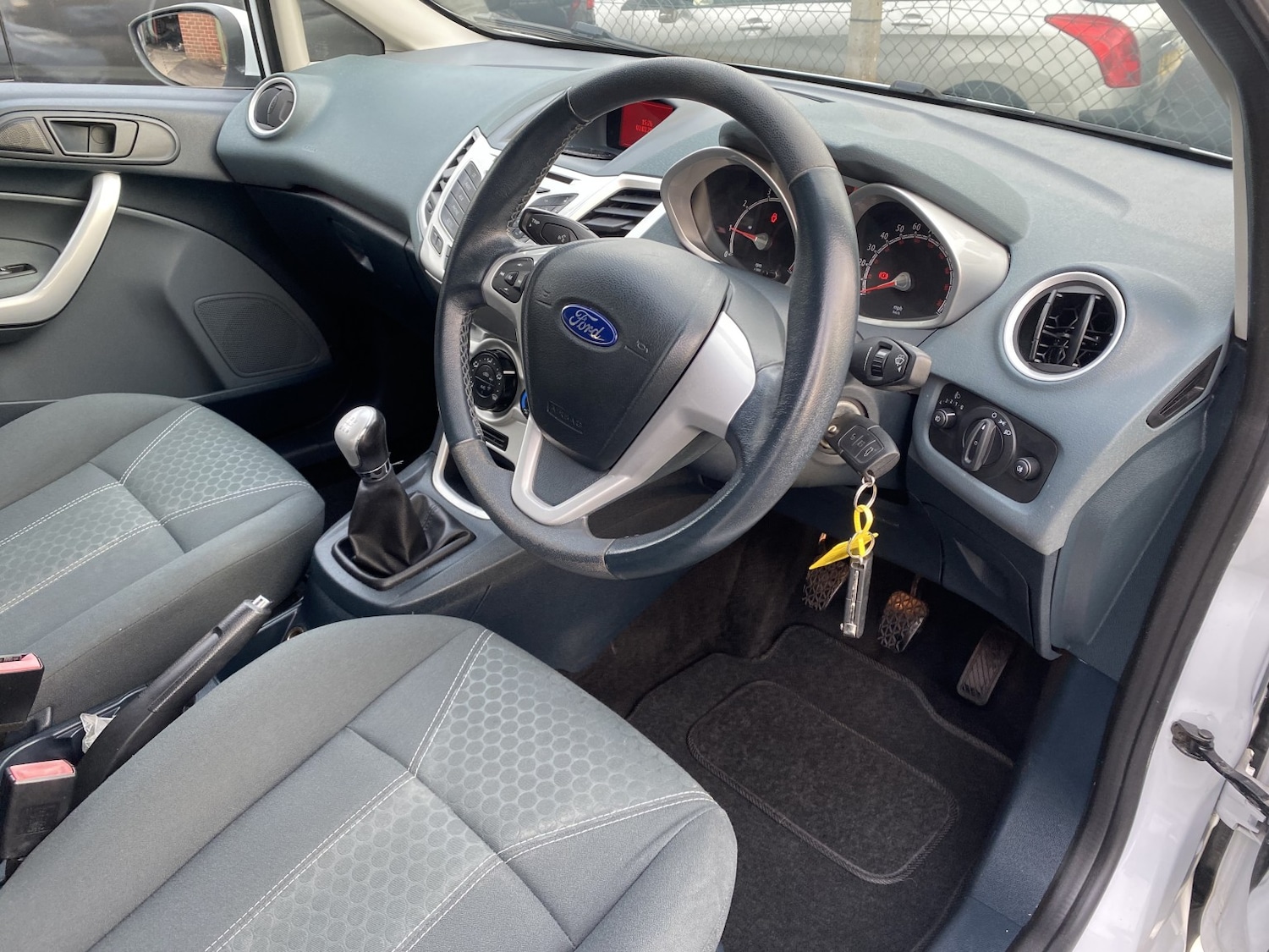 Used Ford Fiesta 2010 for sale - 77735822: Photo 15