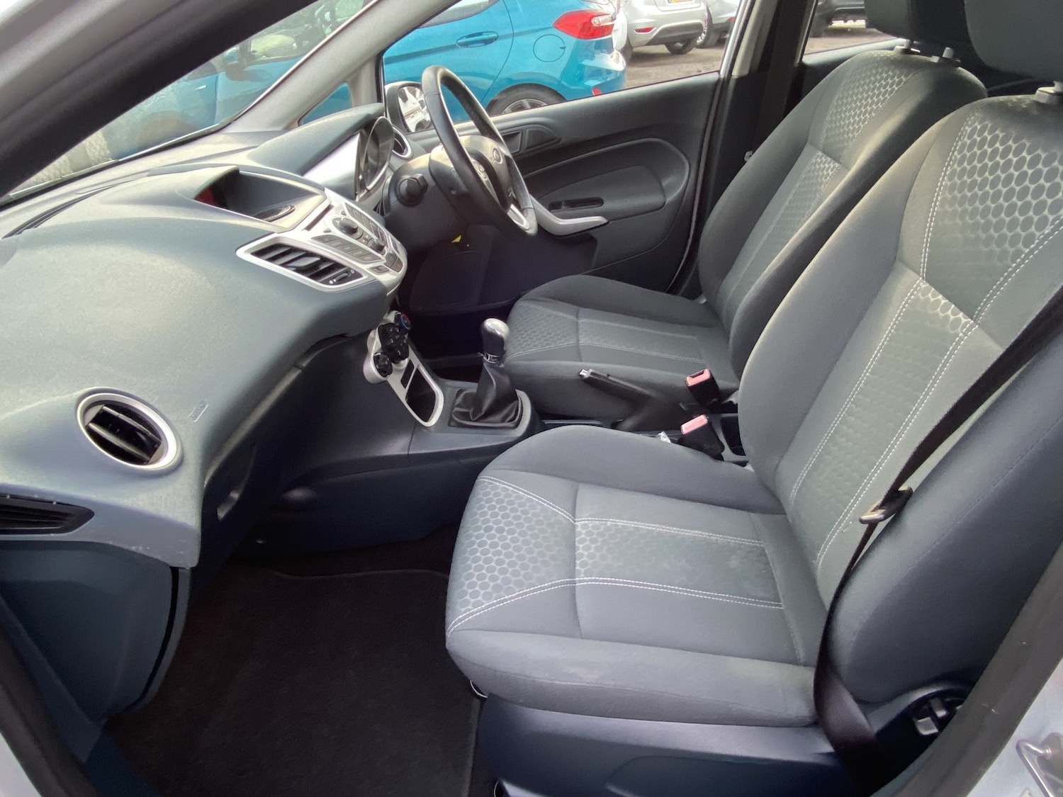 Used Ford Fiesta 2010 for sale - 77735822: Photo 21