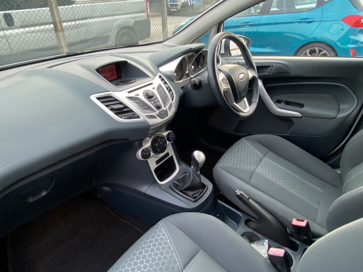 Used Ford Fiesta 2010 for sale - 77735822: Photo 22