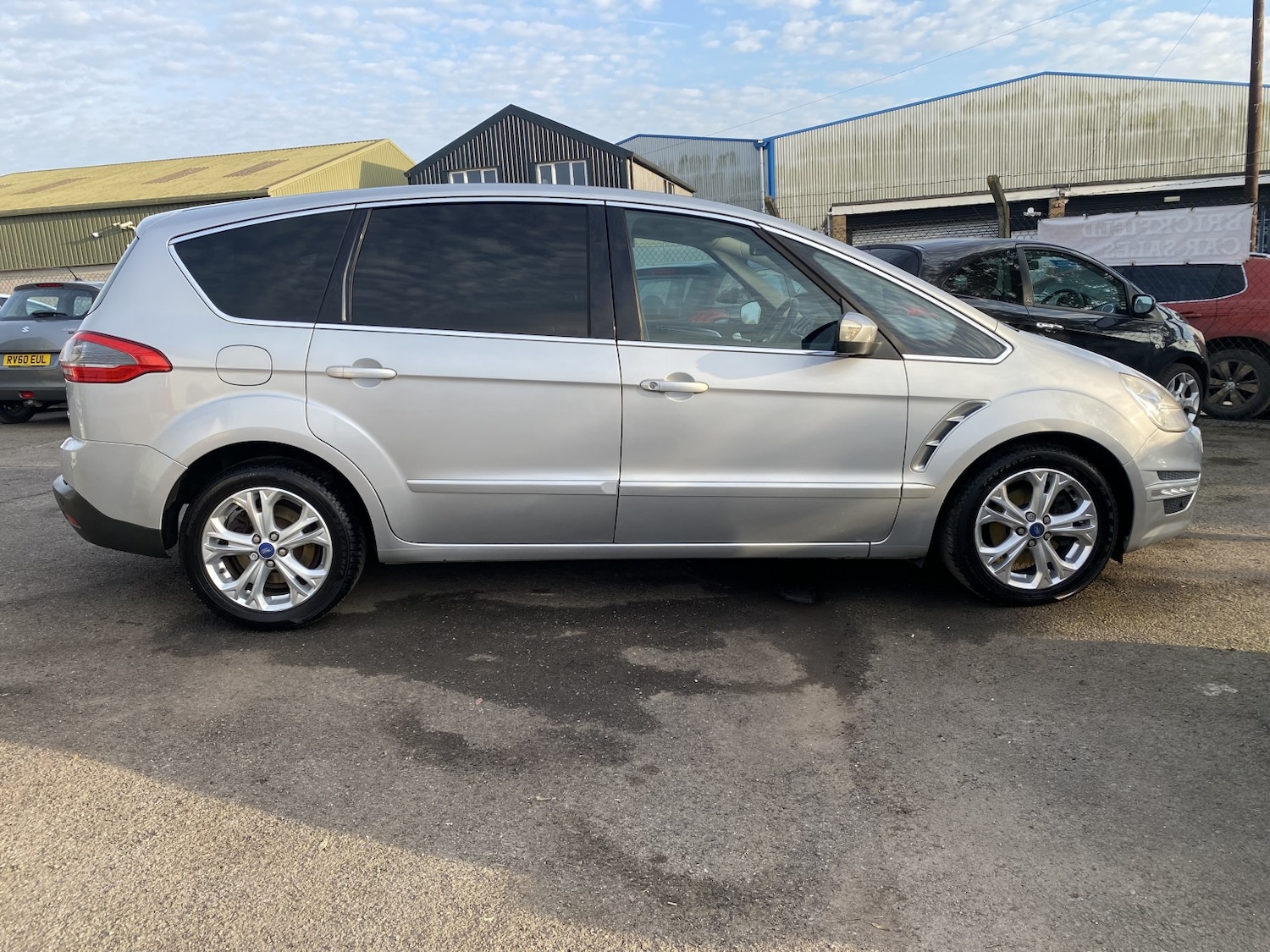 Used Ford S-Max 2012 for sale - 78070568: Photo 11