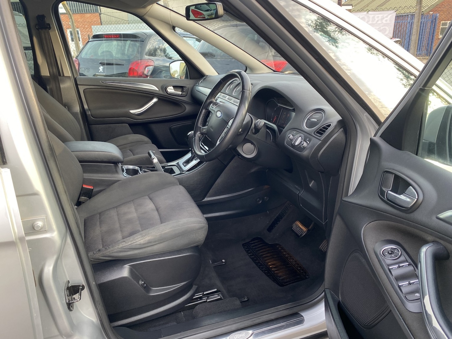 Used Ford S-Max 2012 for sale - 78070568: Photo 12