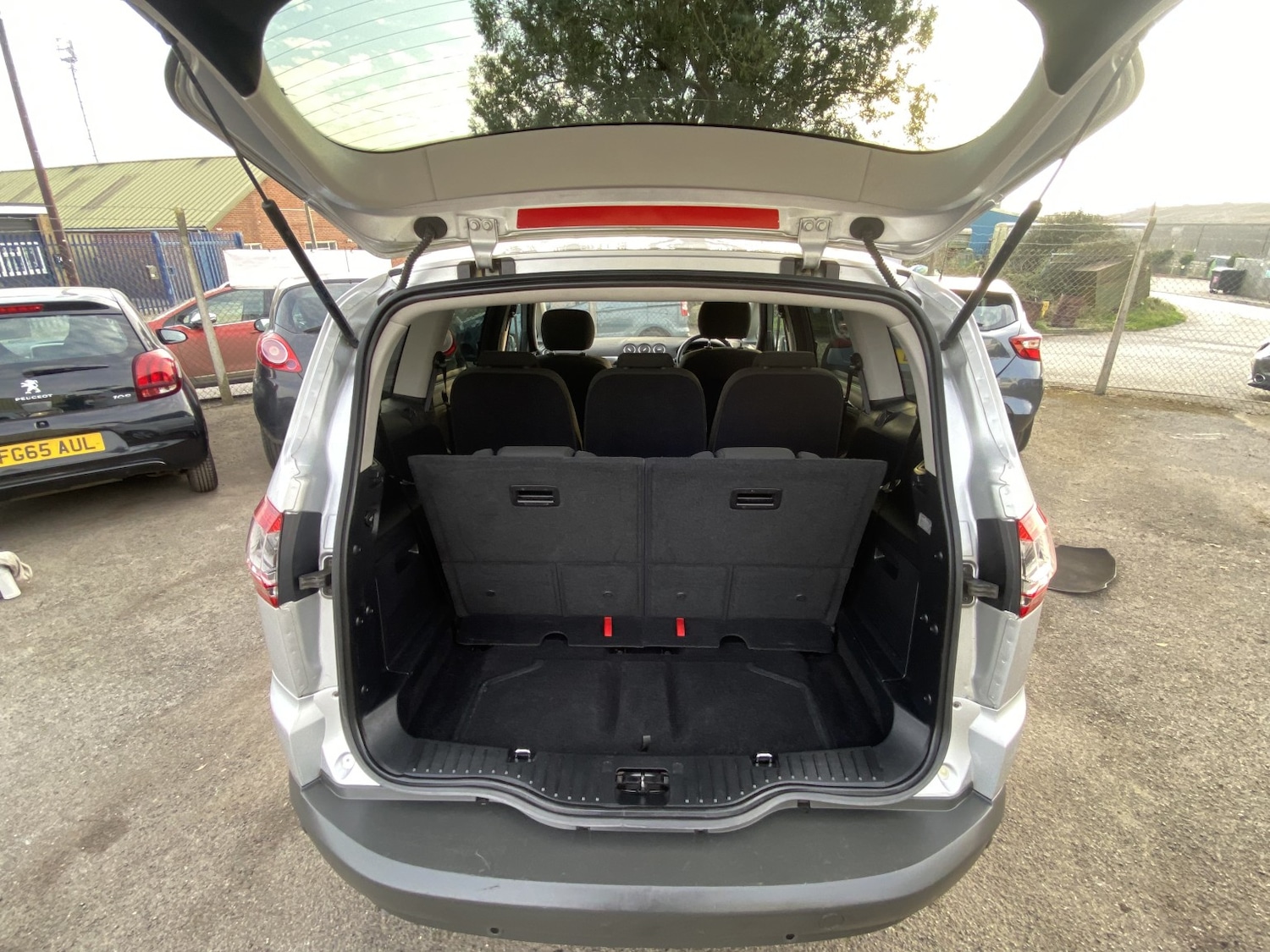 Used Ford S-Max 2012 for sale - 78070568: Photo 20