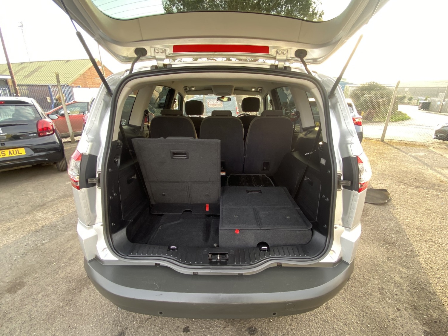 Used Ford S-Max 2012 for sale - 78070568: Photo 21