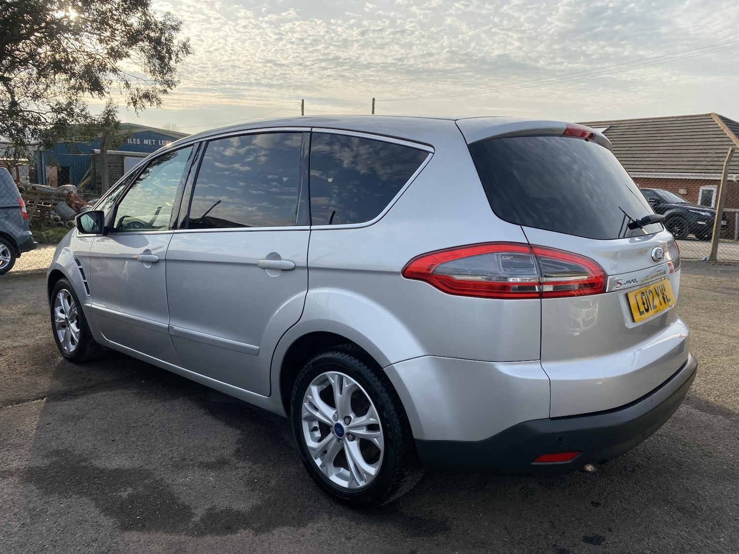 Used Ford S-Max 2012 for sale - 78070568: Photo 6