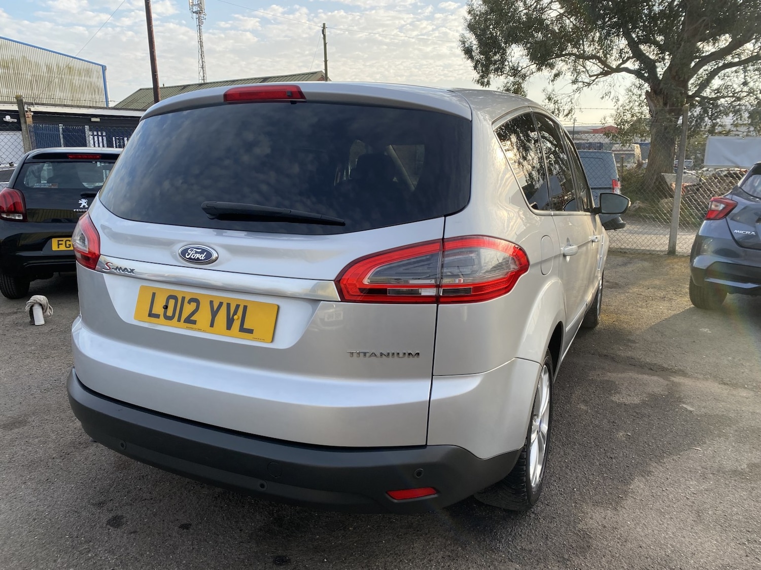 Used Ford S-Max 2012 for sale - 78070568: Photo 9