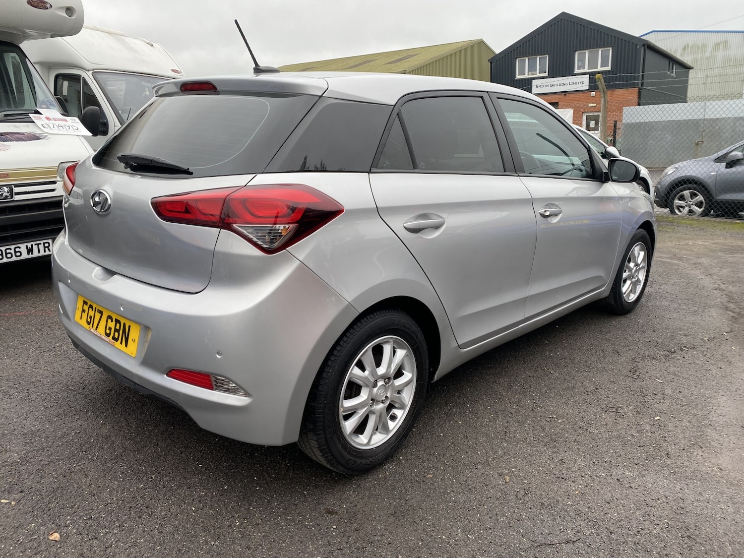 Used Hyundai i20 2017 for sale - 76725617: Photo 12