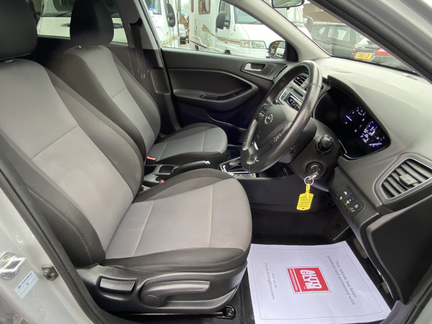 Used Hyundai i20 2017 for sale - 76725617: Photo 15