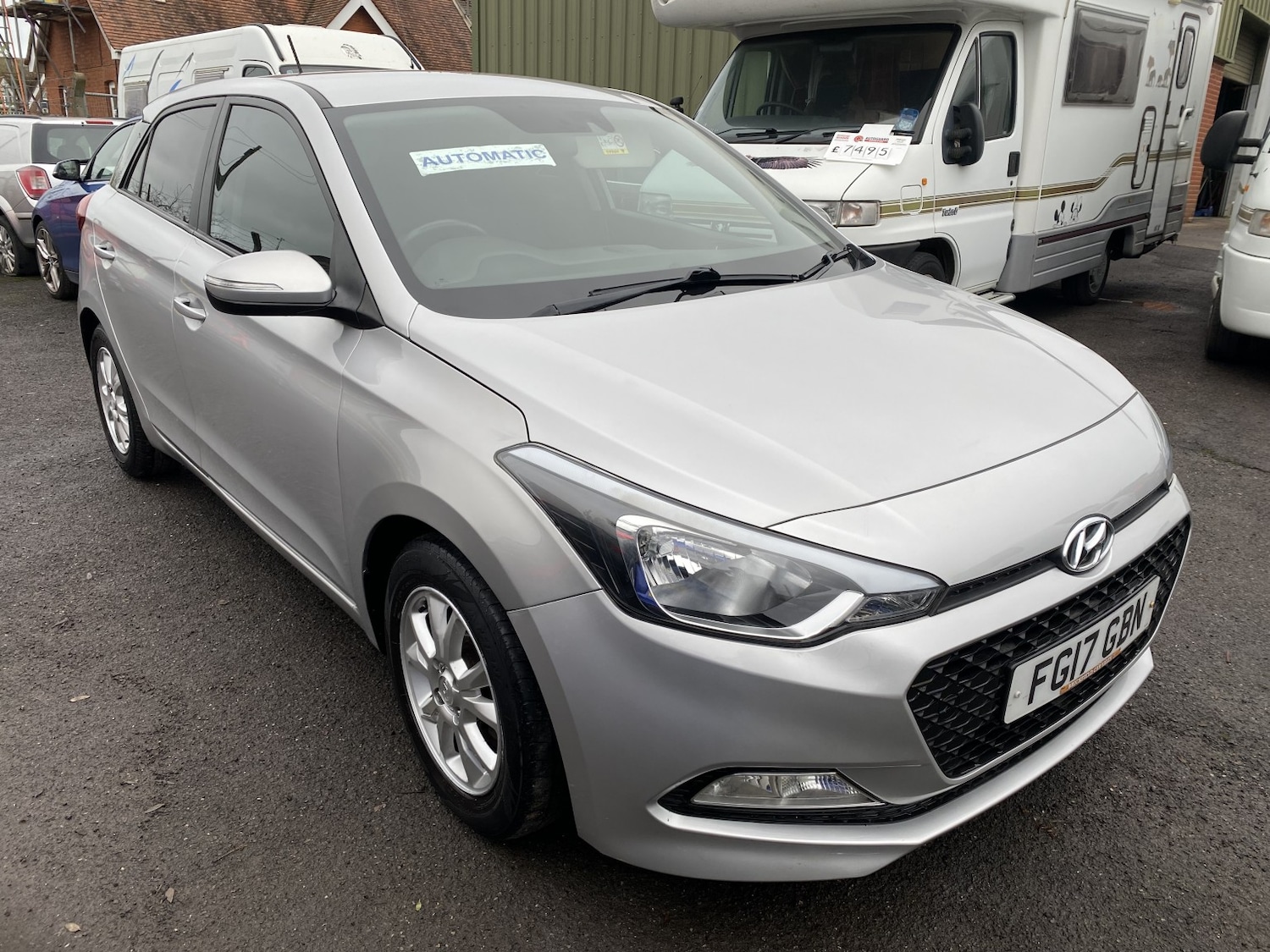 Used Hyundai i20 2017 for sale - 76725617: Photo 2