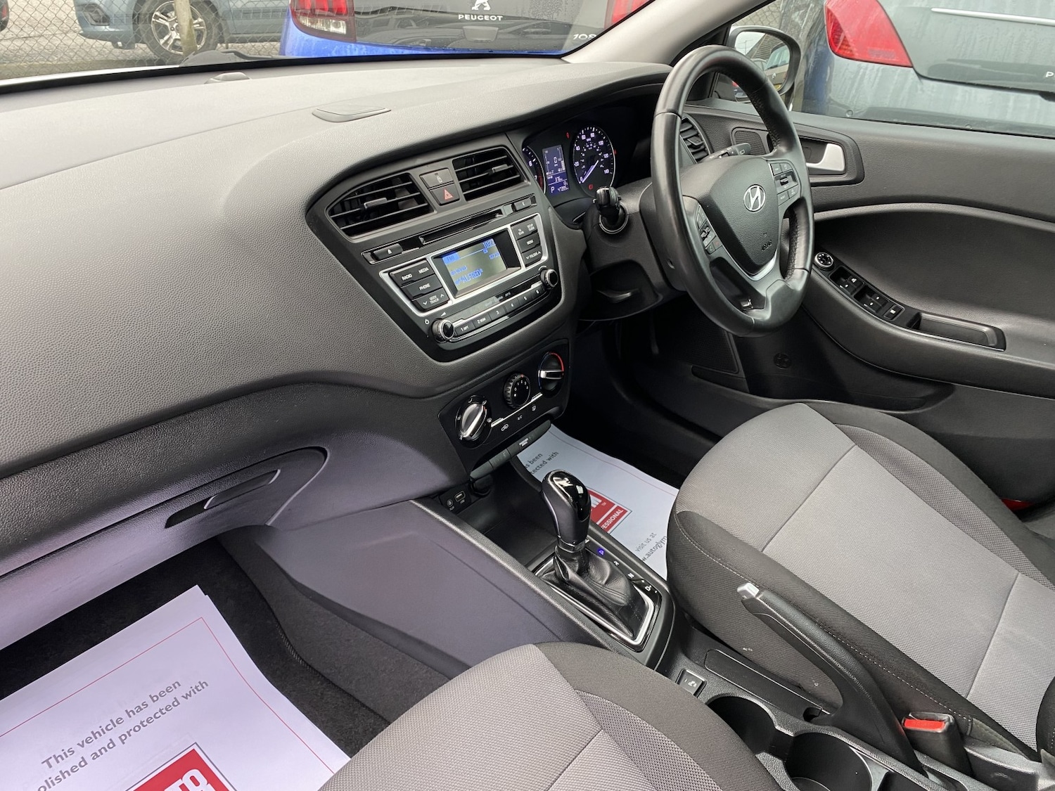 Used Hyundai i20 2017 for sale - 76725617: Photo 24