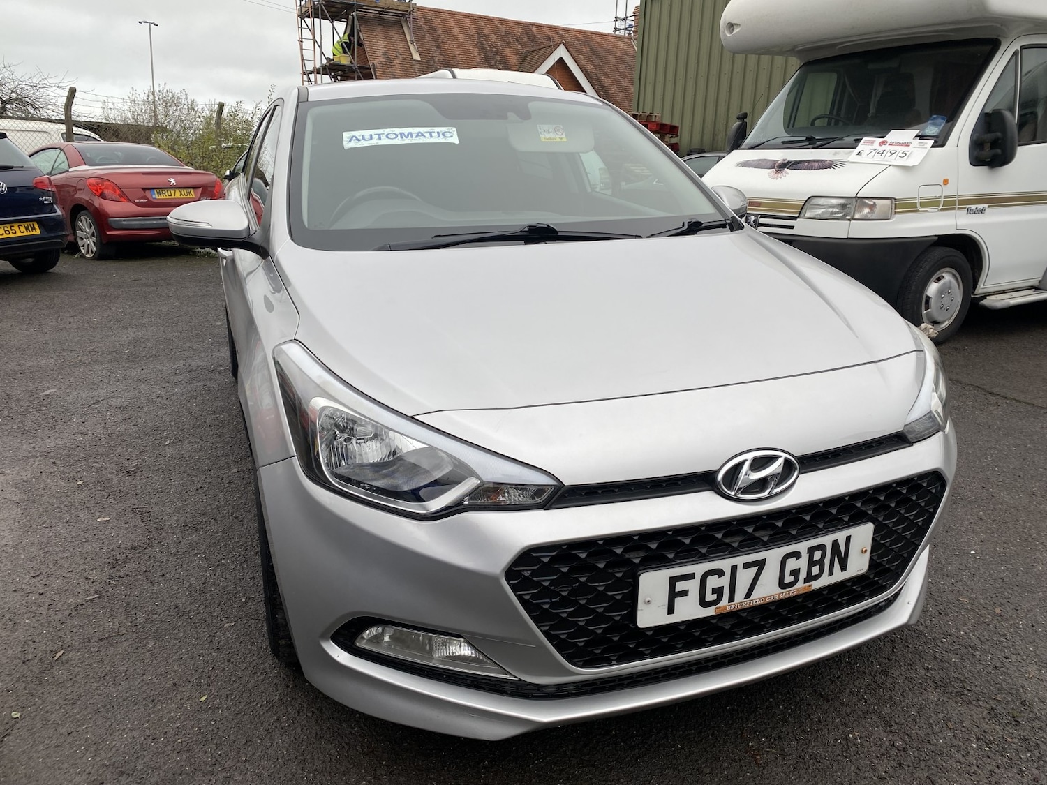 Used Hyundai i20 2017 for sale - 76725617: Photo 3