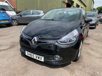 Used Renault Clio 2015 for sale - 74697371: Photo