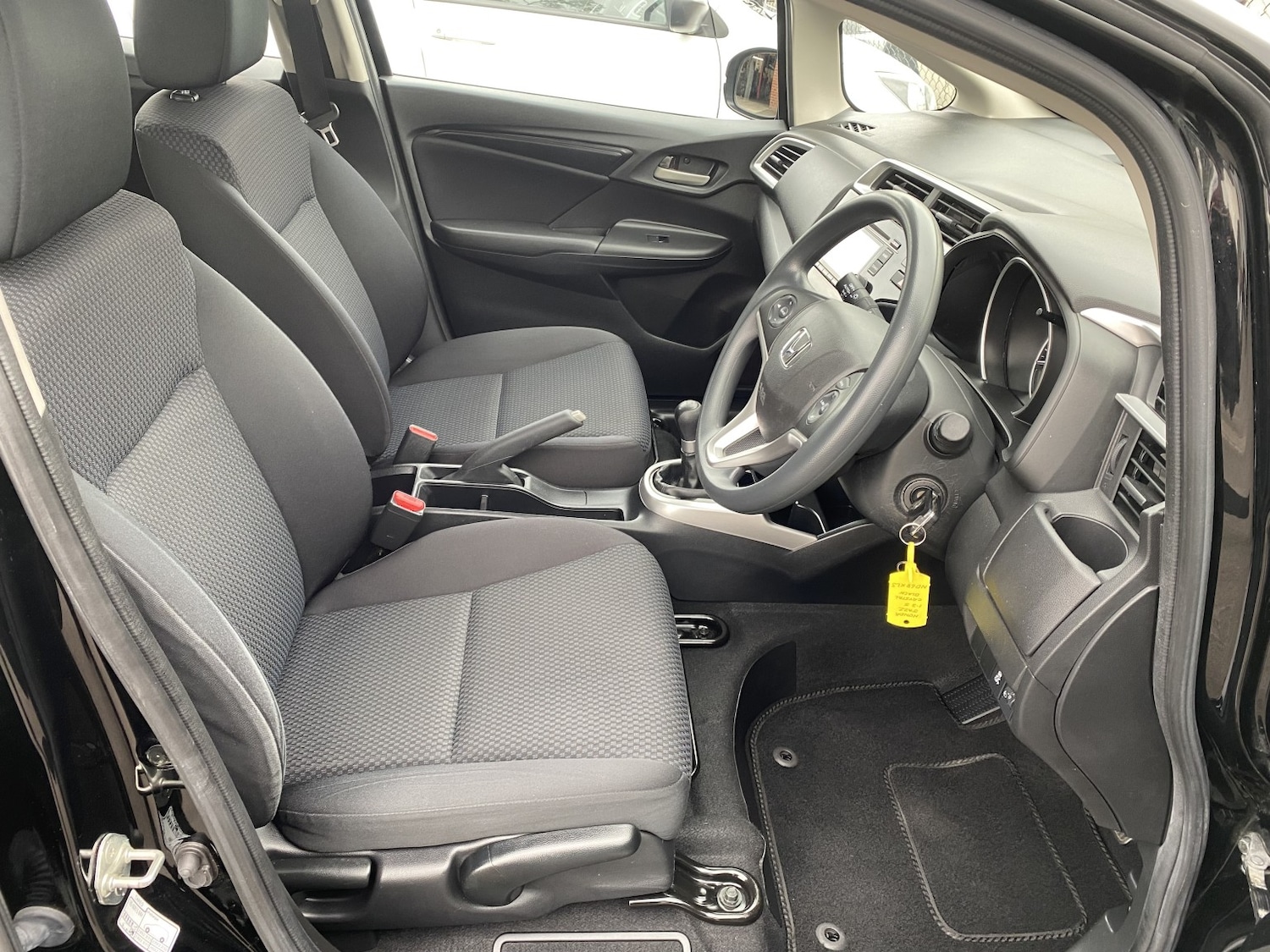 Used Honda Jazz 2018 for sale - 76149307: Photo 14