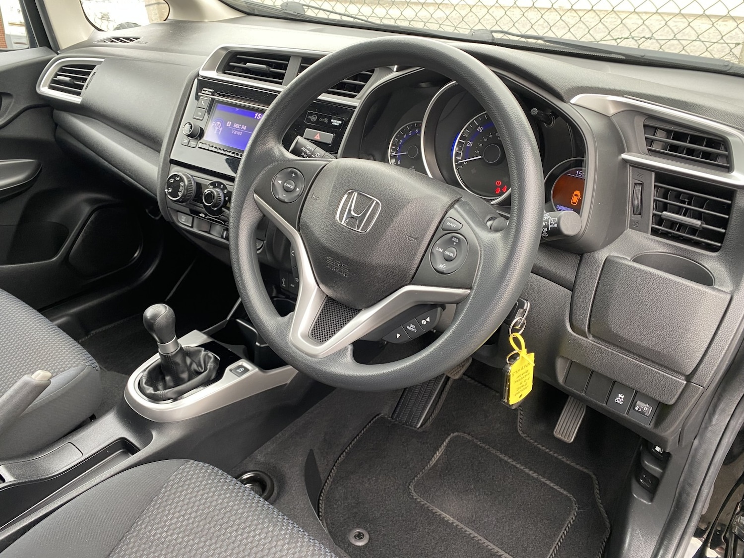 Used Honda Jazz 2018 for sale - 76149307: Photo 15