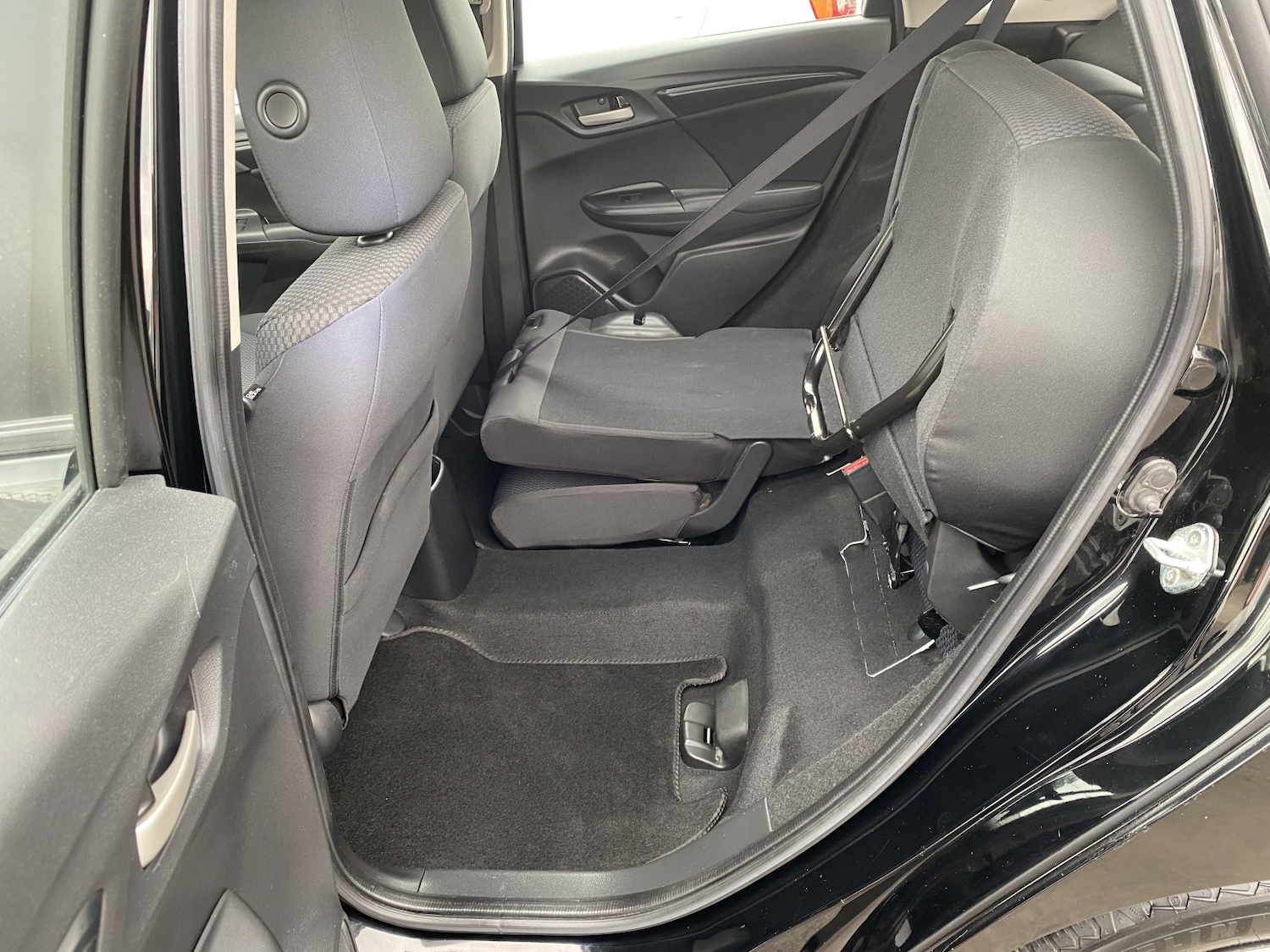 Used Honda Jazz 2018 for sale - 76149307: Photo 24
