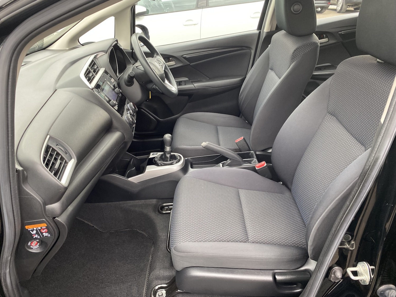 Used Honda Jazz 2018 for sale - 76149307: Photo 27