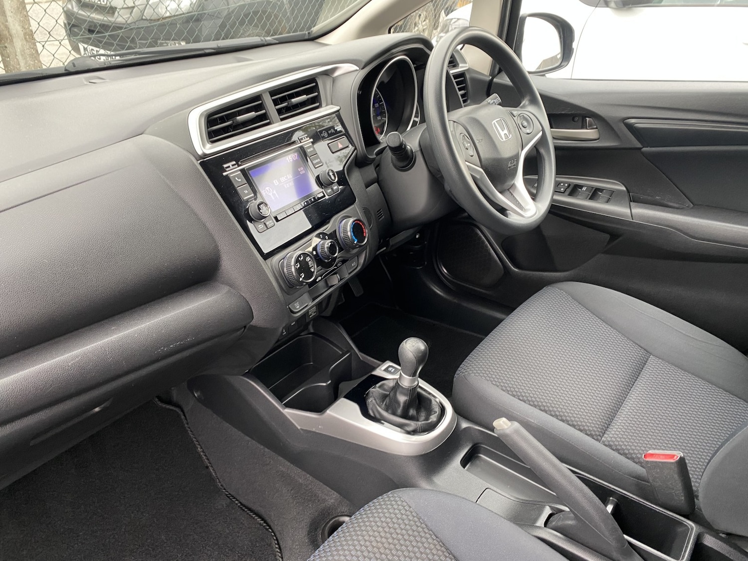 Used Honda Jazz 2018 for sale - 76149307: Photo 28