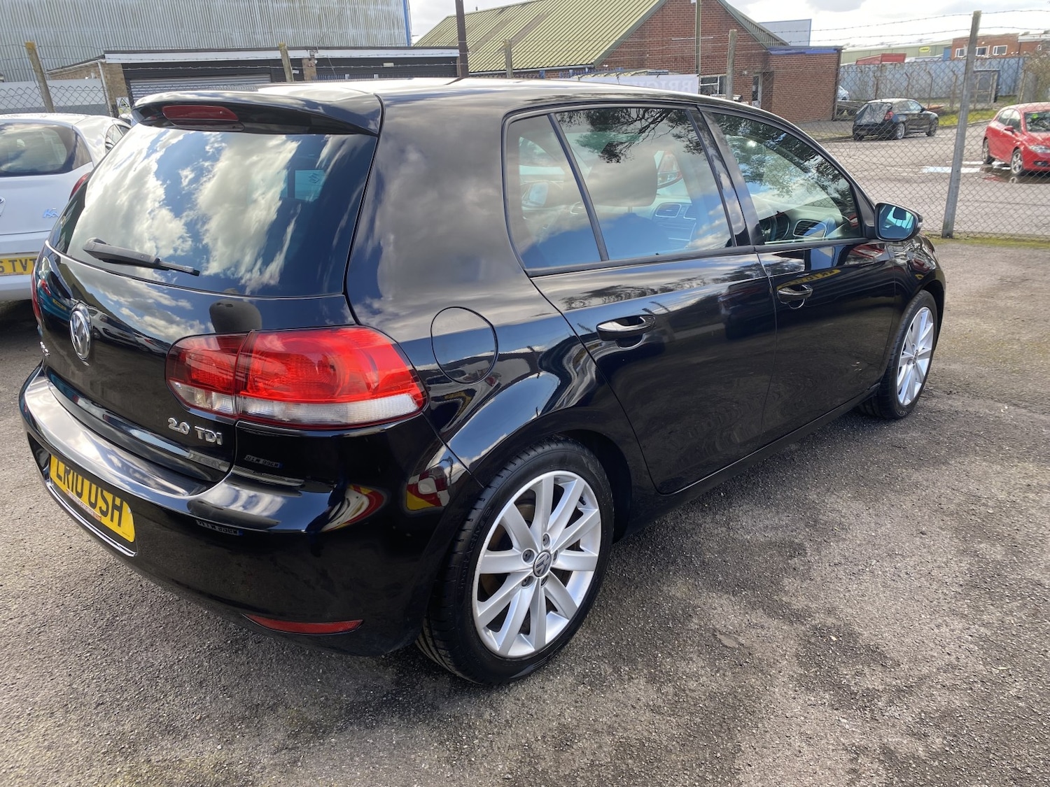 Used Volkswagen Golf 2010 for sale - 77707243: Photo 11