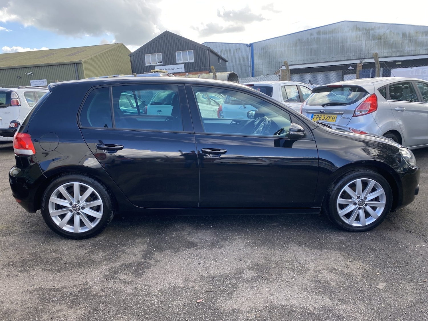 Used Volkswagen Golf 2010 for sale - 77707243: Photo 12