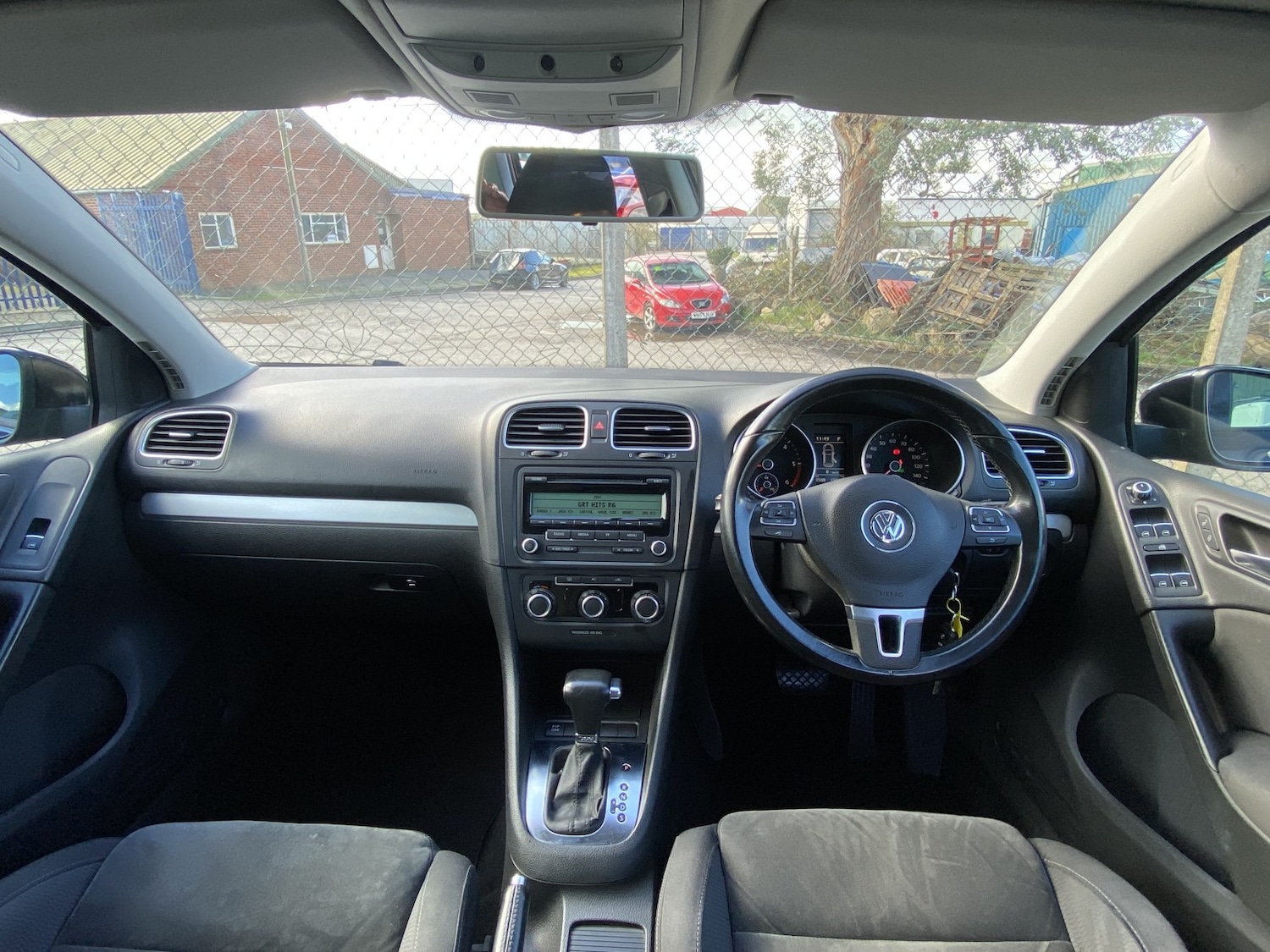 Used Volkswagen Golf 2010 for sale - 77707243: Photo 15