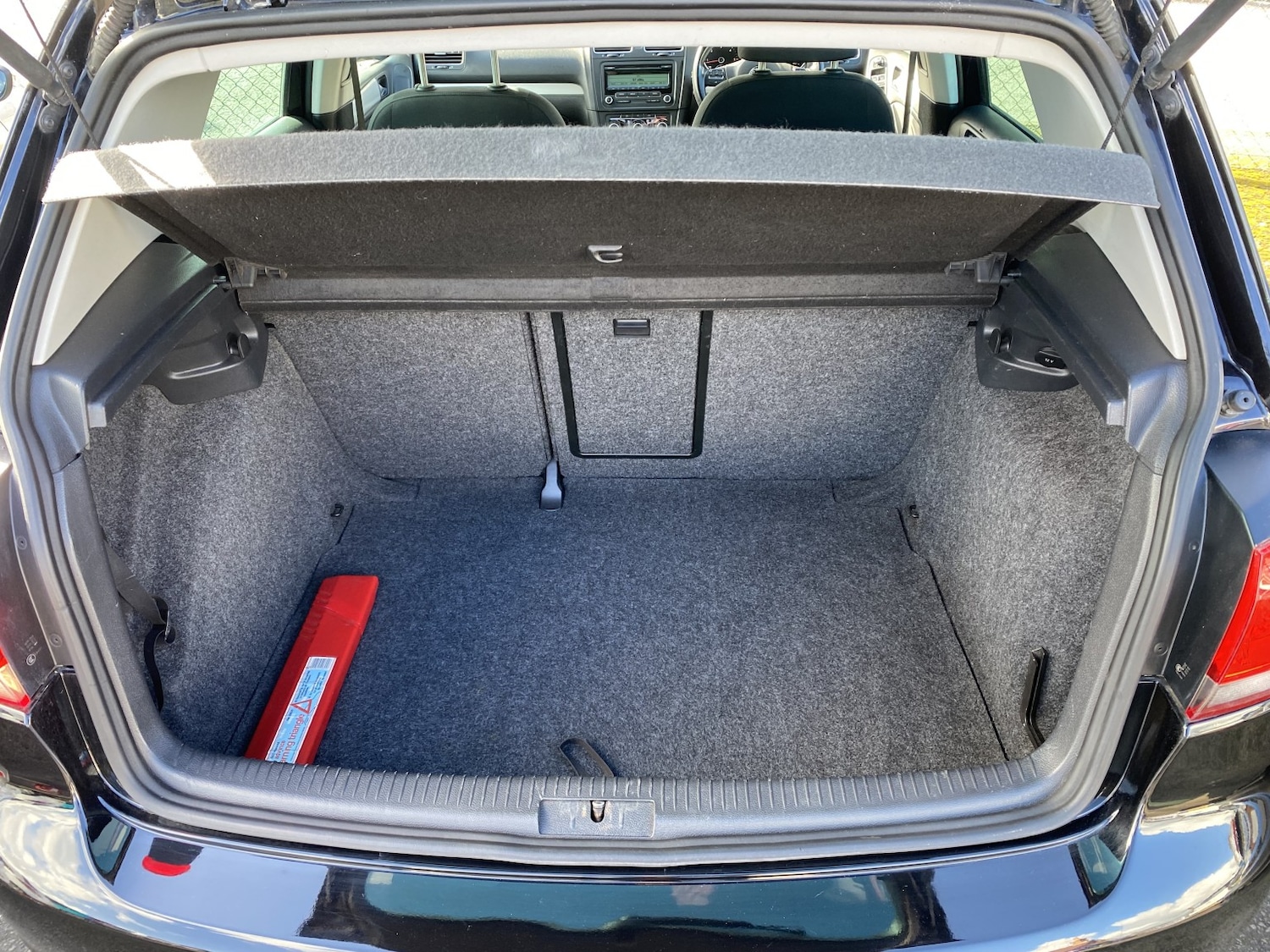 Used Volkswagen Golf 2010 for sale - 77707243: Photo 17