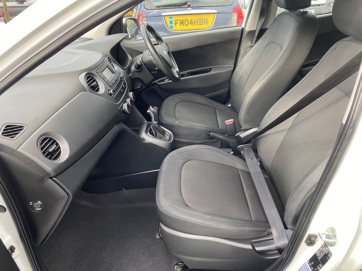 Used Hyundai i10 2018 for sale - 77609972: Photo 22