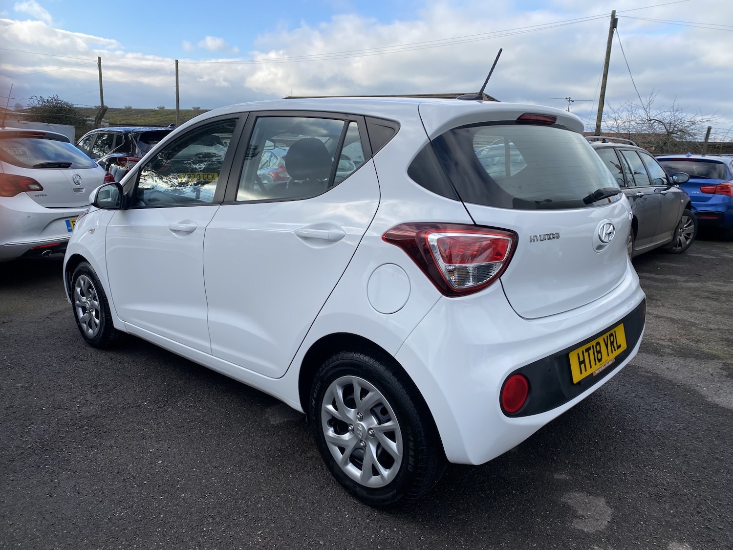 Used Hyundai i10 2018 for sale - 77609972: Photo 7