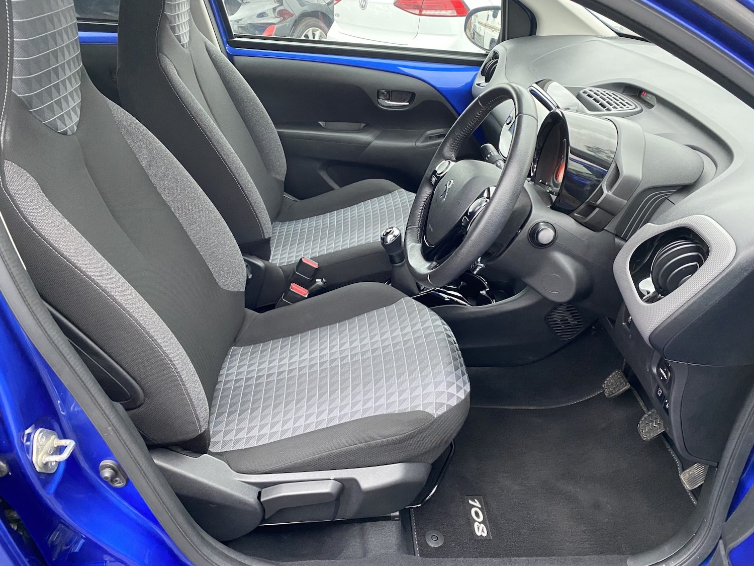 Used Peugeot 108 2021 for sale - 76471185: Photo 14