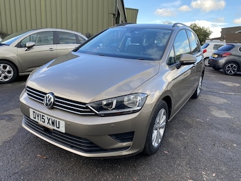 Used Volkswagen Golf SV 2015 for sale - 78571573: Photo