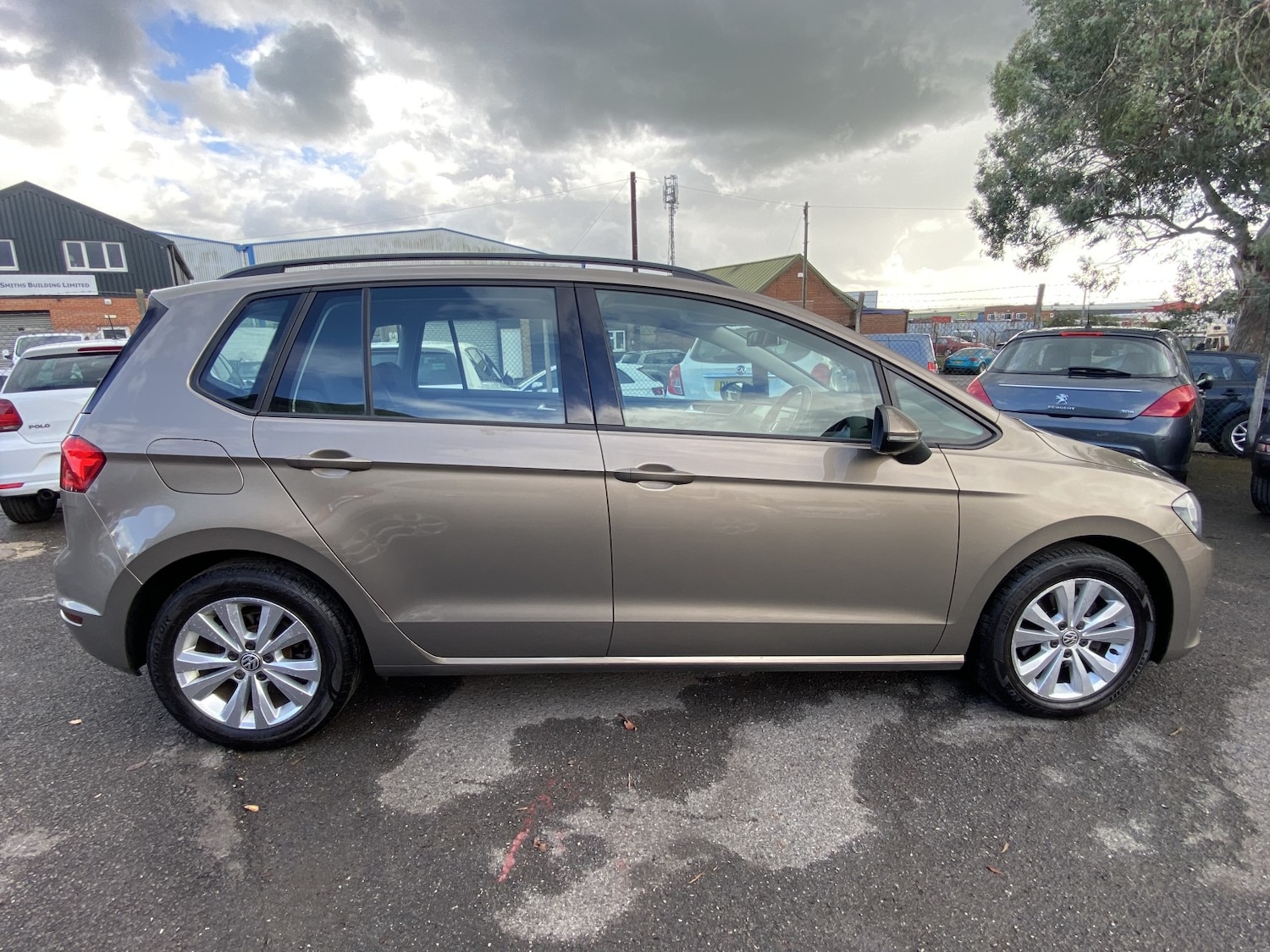 Used Volkswagen Golf SV 2015 for sale - 76643435: Photo 12