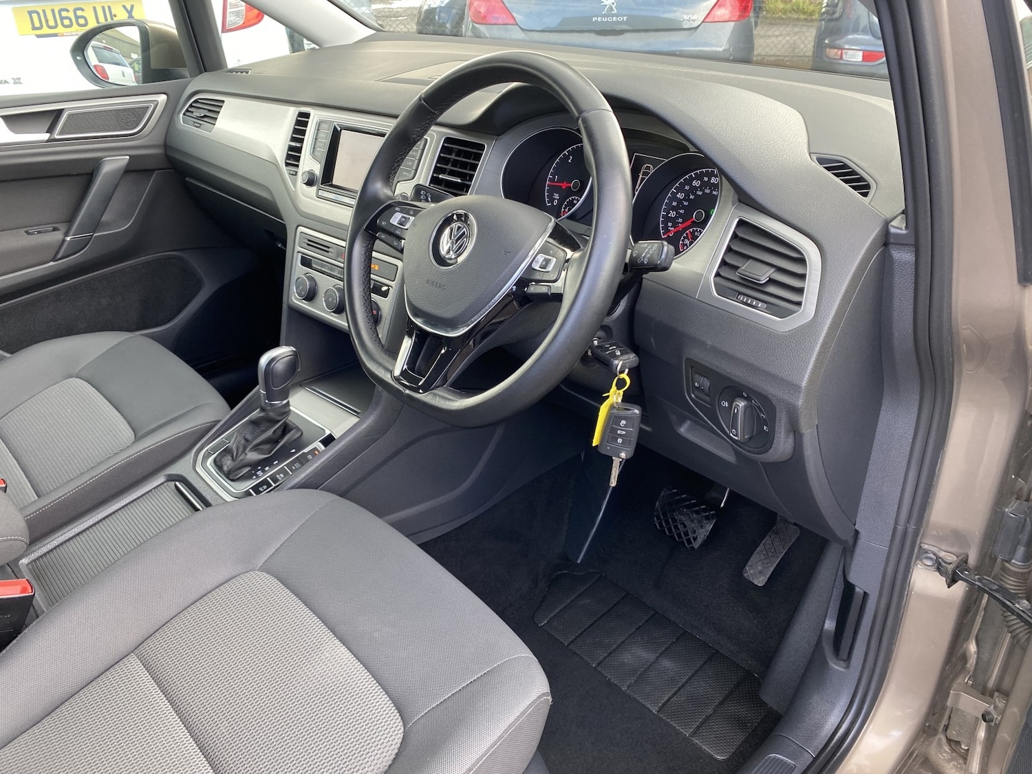 Used Volkswagen Golf SV 2015 for sale - 76643435: Photo 15