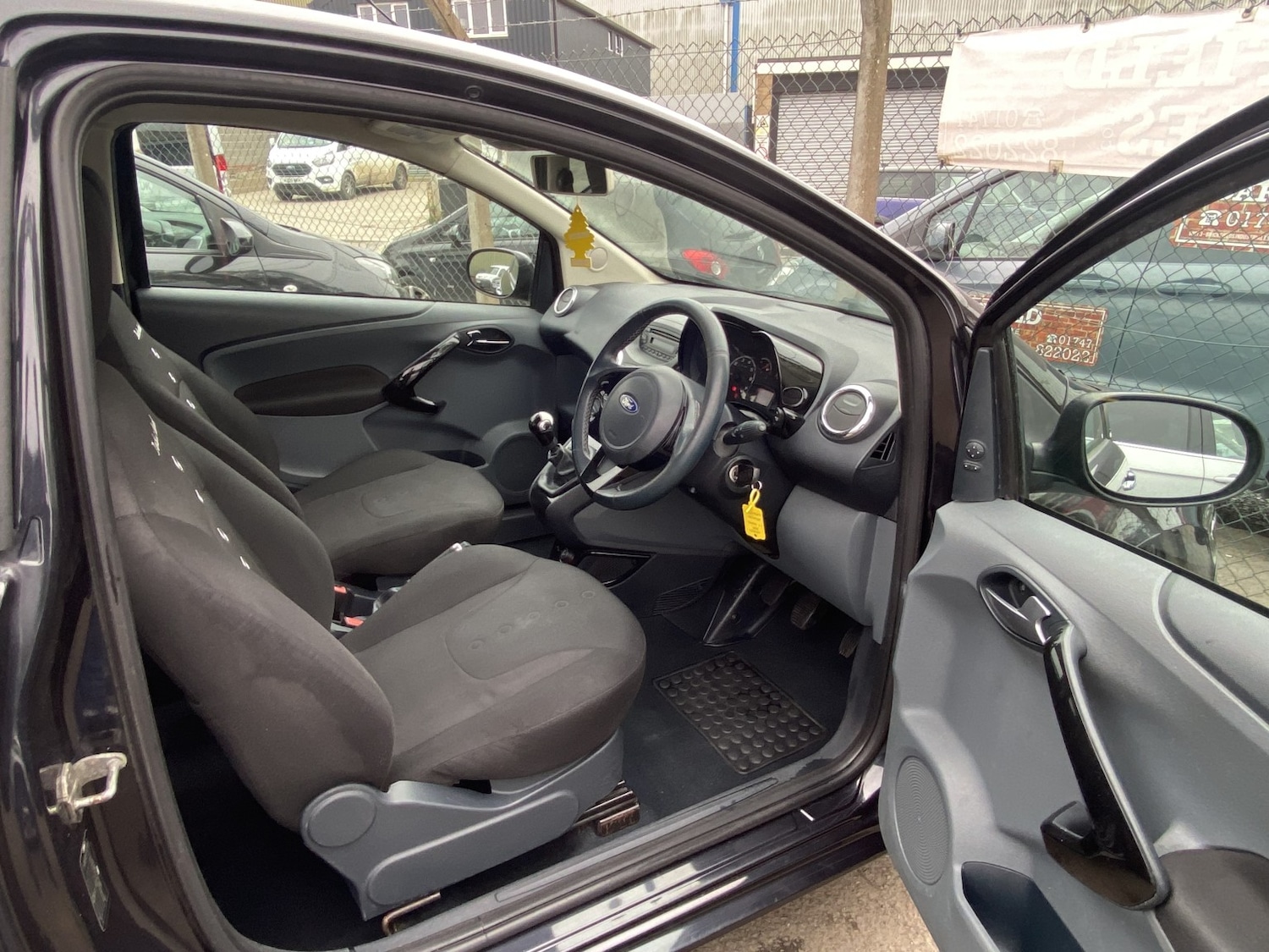 Used Ford Ka 2012 for sale - 78201888: Photo 9