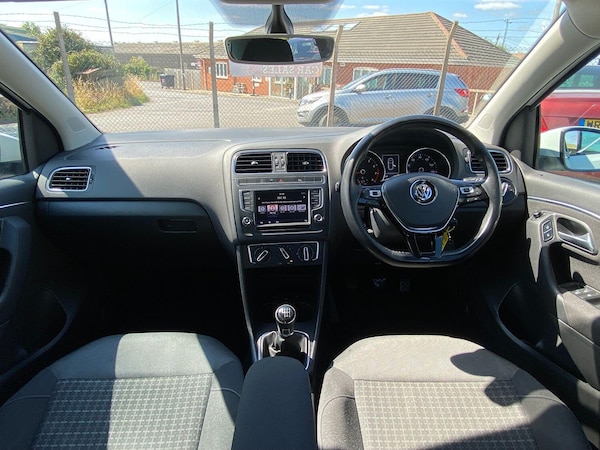 Used Volkswagen Polo 2017 for sale - 75529775: Photo 16