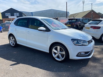 2017 - 1.0 TSI SEL 5-Door