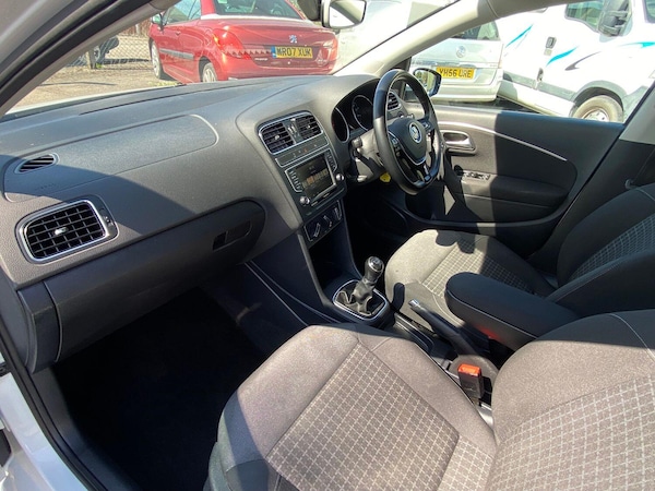 Used Volkswagen Polo 2017 for sale - 75529775: Photo 24