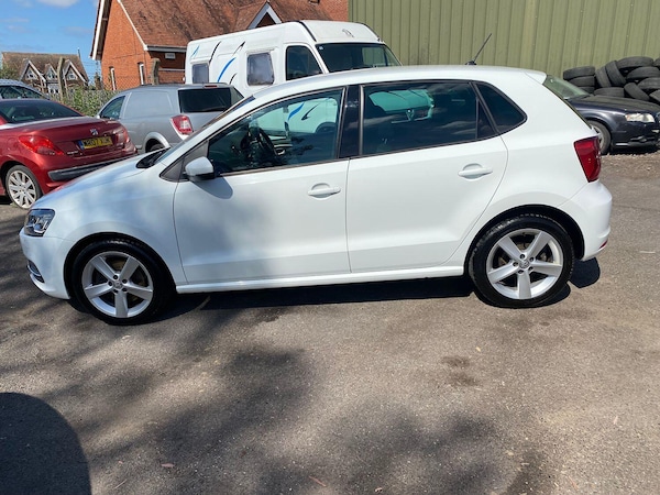 Used Volkswagen Polo 2017 for sale - 75529775: Photo 6