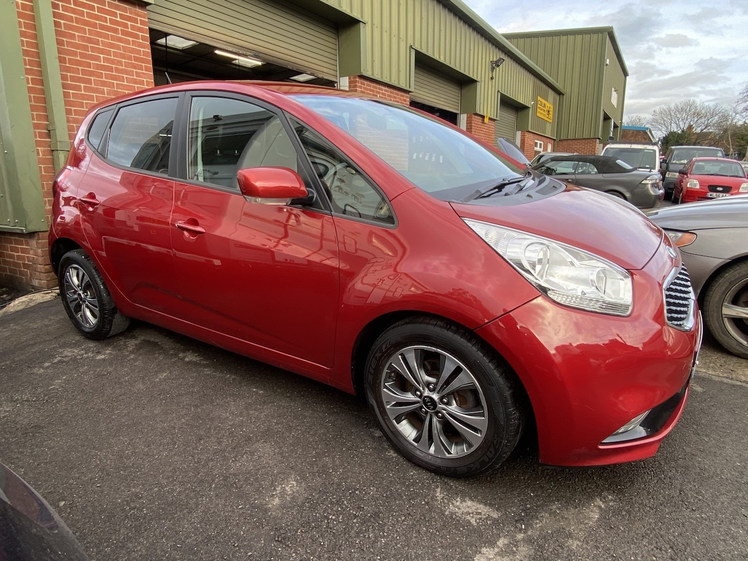 Used Kia Venga 2016 for sale - 76560015: Photo 1