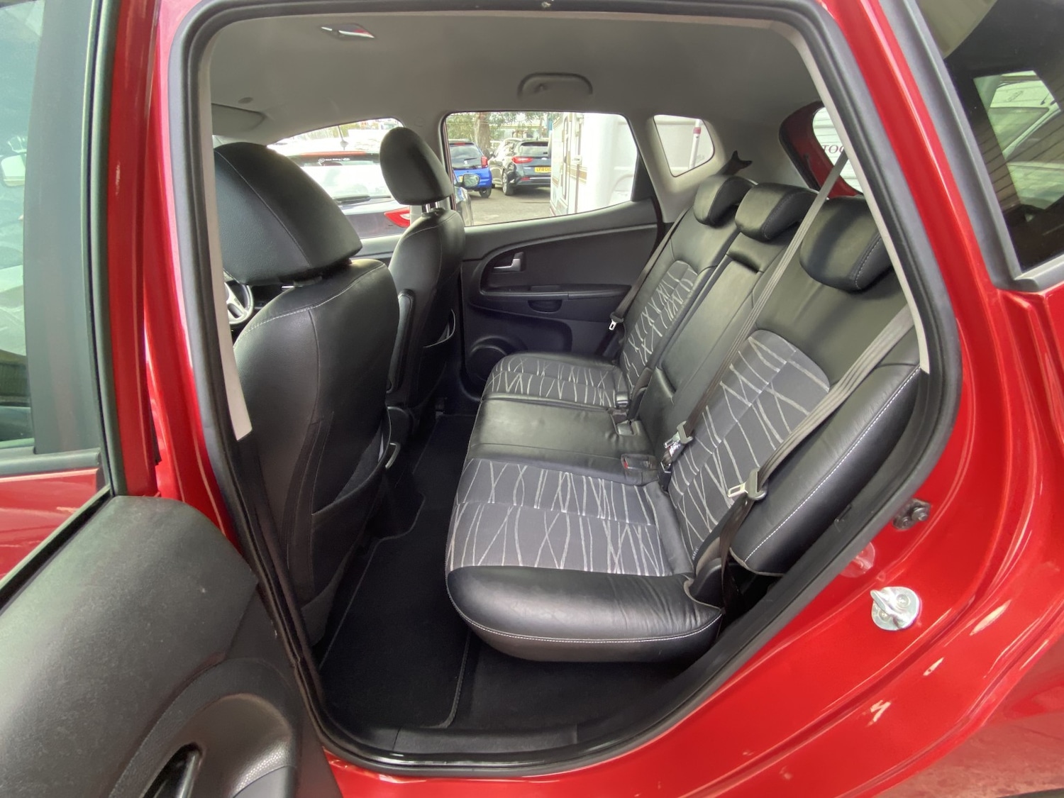 Used Kia Venga 2016 for sale - 76560015: Photo 24