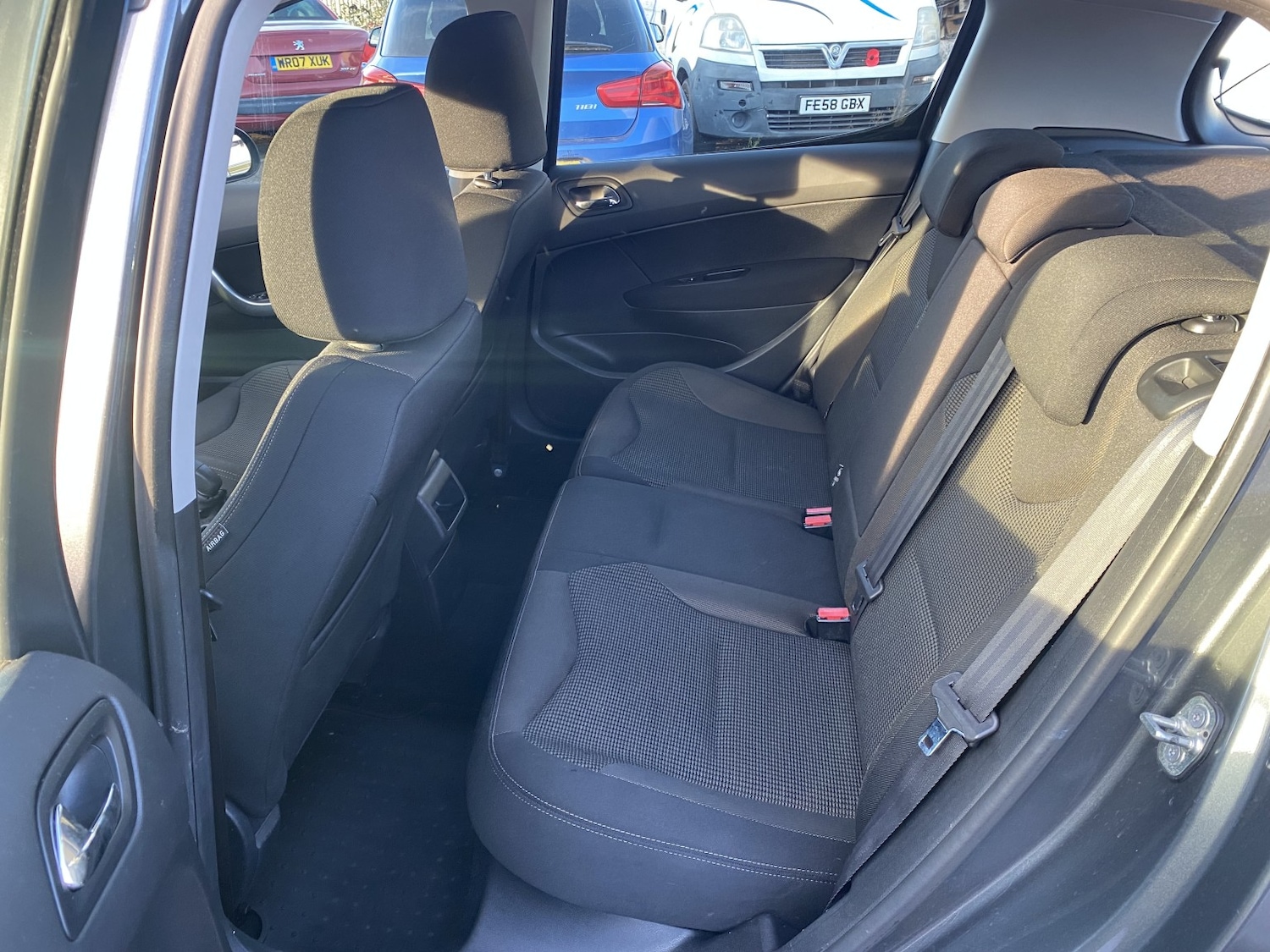 Used Peugeot 308 2013 for sale - 76656239: Photo 19