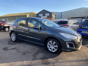 Used Peugeot 308 2013 for sale - 76656239: Photo