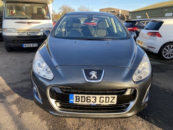 Used Peugeot 308 2013 for sale - 76656239: Photo