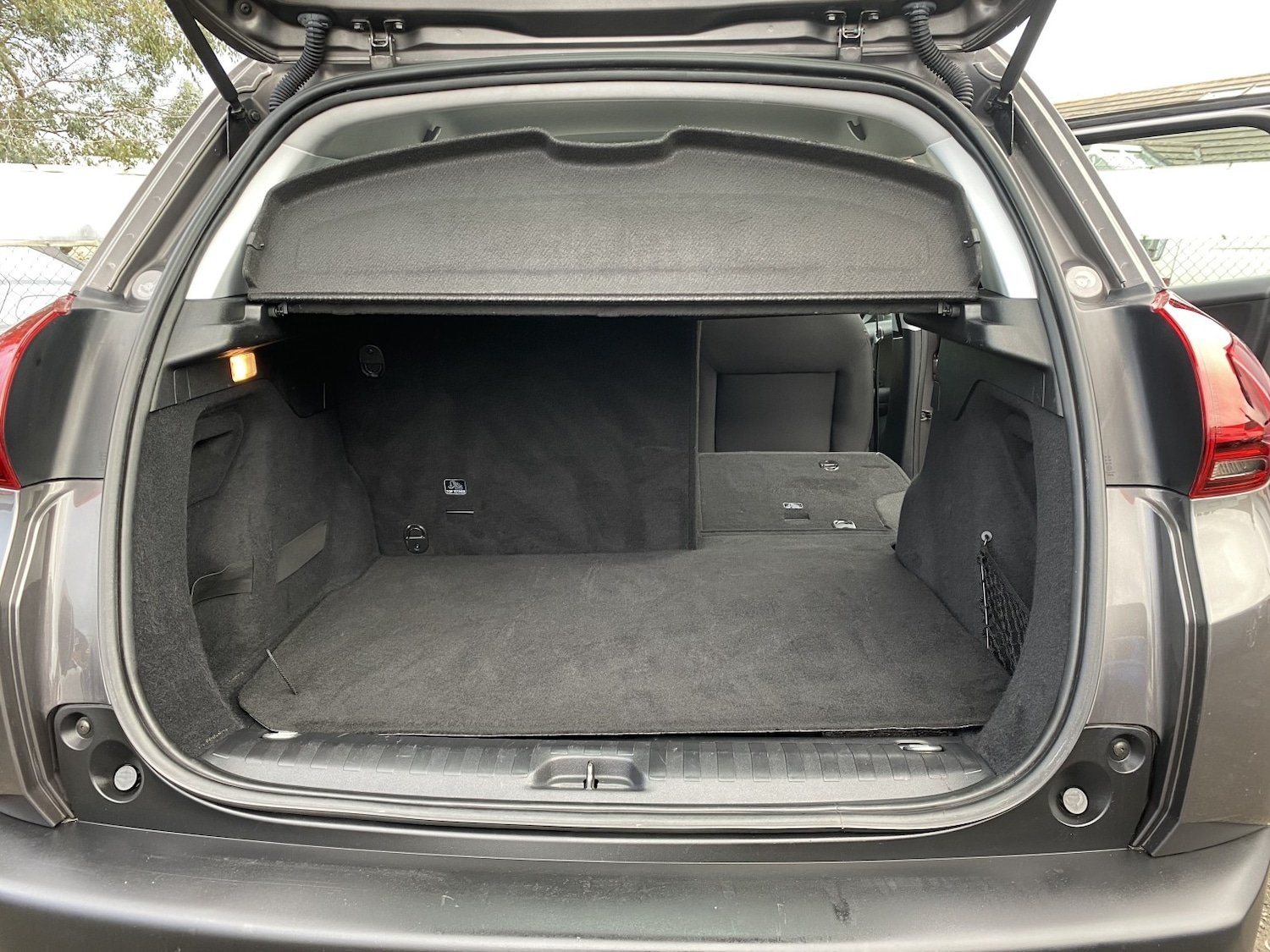 Used Peugeot 2008 2016 for sale - 76497442: Photo 19