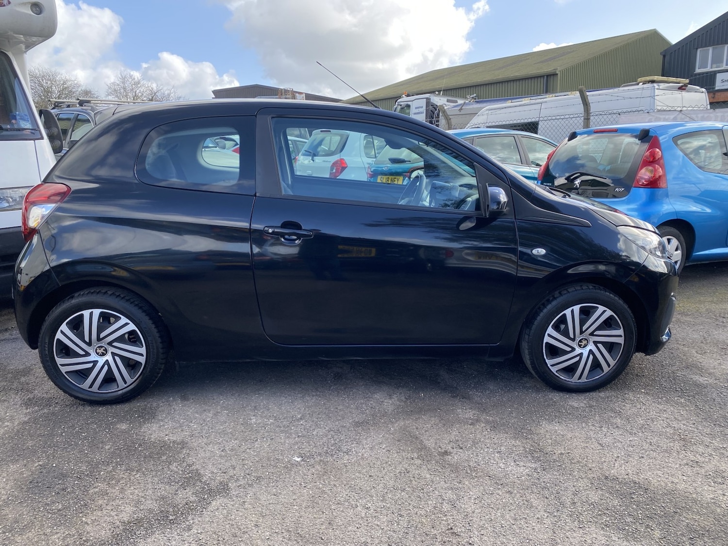 Used Peugeot 108 2015 for sale - 77837014: Photo 11