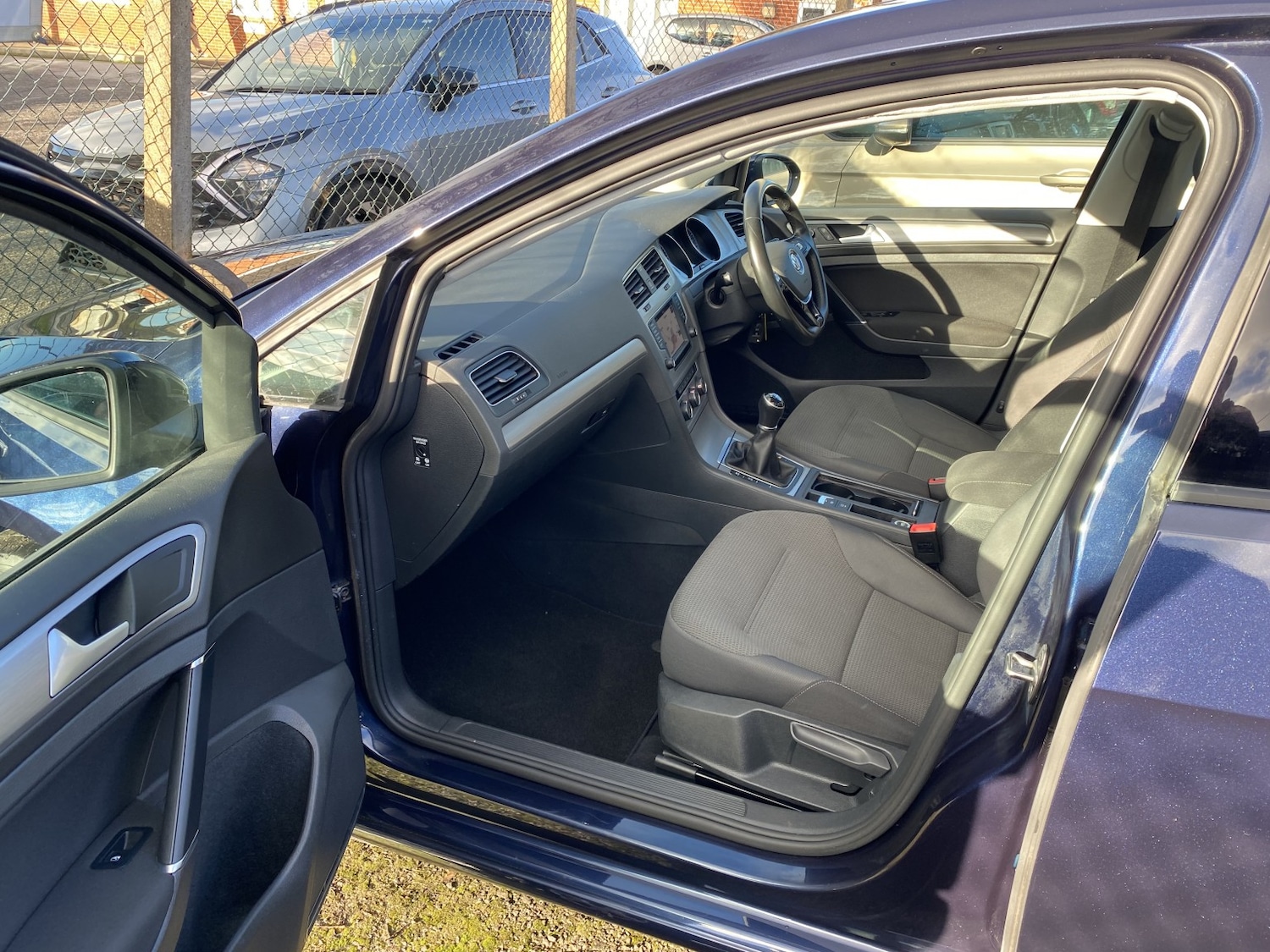 Used Volkswagen Golf 2016 for sale - 76924406: Photo 23