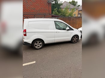 Used Ford Transit Courier 2021 for sale - 79677532: Photo
