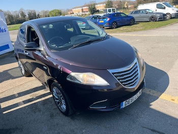 Used Chrysler Ypsilon 2012 for sale - 77737974: Photo